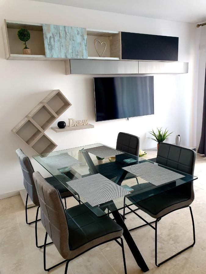 Seafront Papaya Apartment Năvodari Eksteriør billede