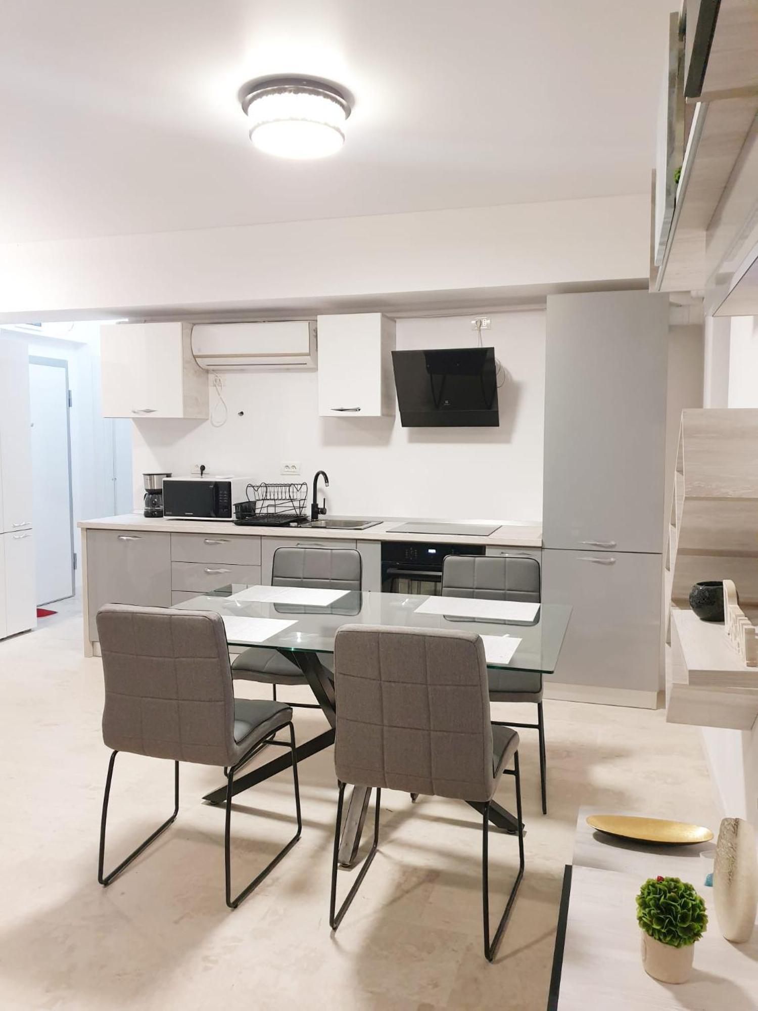 Seafront Papaya Apartment Năvodari Eksteriør billede